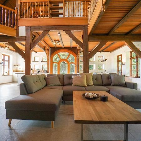 Ruhe Unter Reet-Haus Mit Sauna, Whirlpool Und Kamin Gnarrenburg Dış mekan fotoğraf