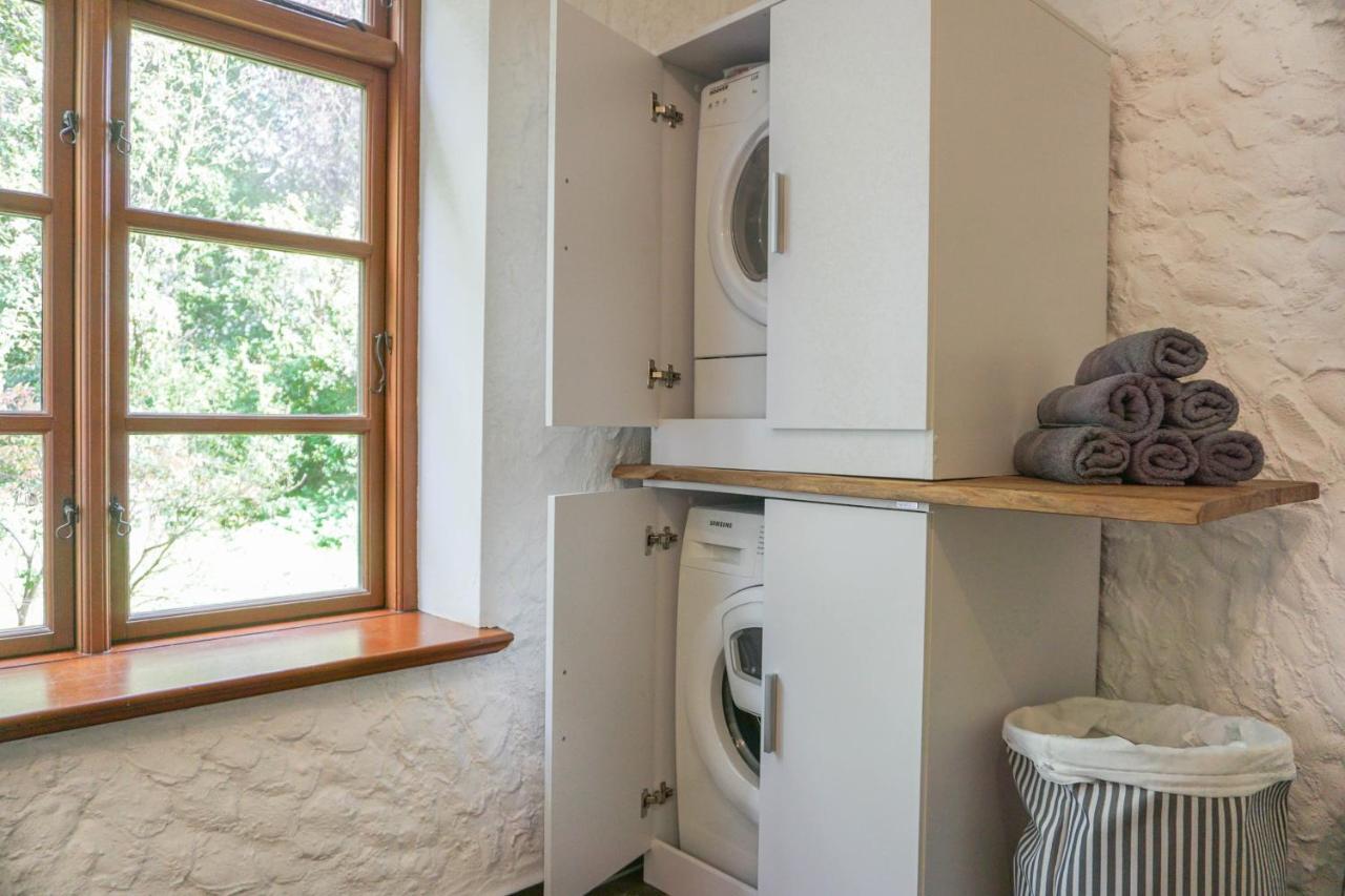 Ruhe Unter Reet-Haus Mit Sauna, Whirlpool Und Kamin Gnarrenburg Dış mekan fotoğraf