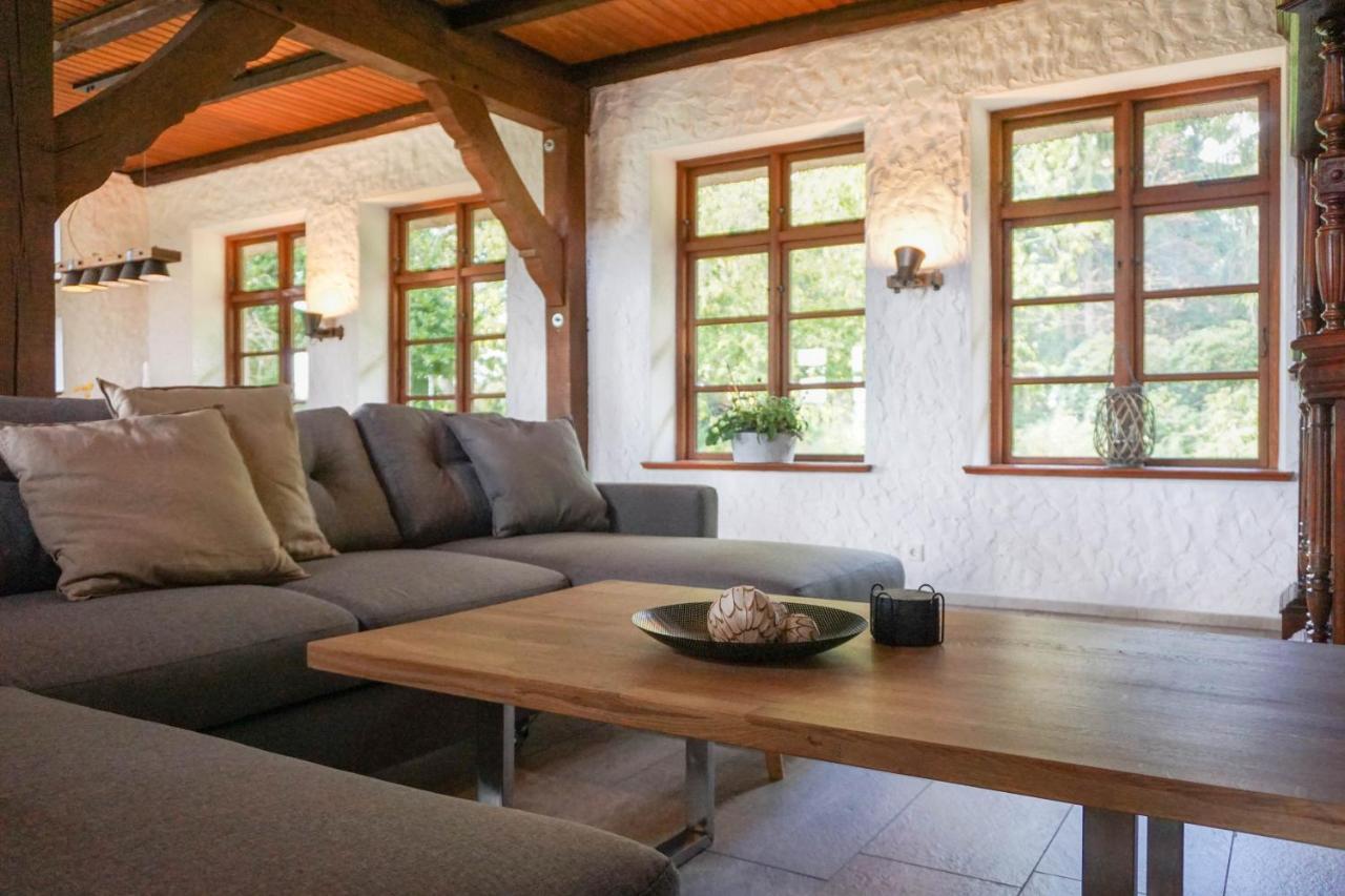 Ruhe Unter Reet-Haus Mit Sauna, Whirlpool Und Kamin Gnarrenburg Dış mekan fotoğraf