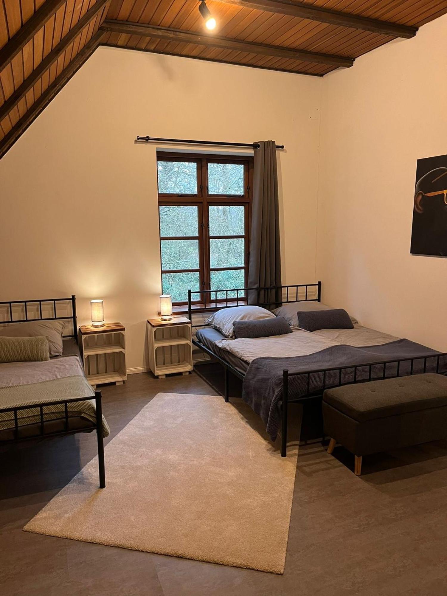 Ruhe Unter Reet-Haus Mit Sauna, Whirlpool Und Kamin Gnarrenburg Dış mekan fotoğraf